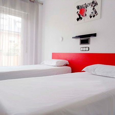 Hostal Lady Ana Maria Collado Villalba Esterno foto