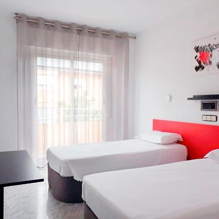 Hostal Lady Ana Maria Collado Villalba Esterno foto